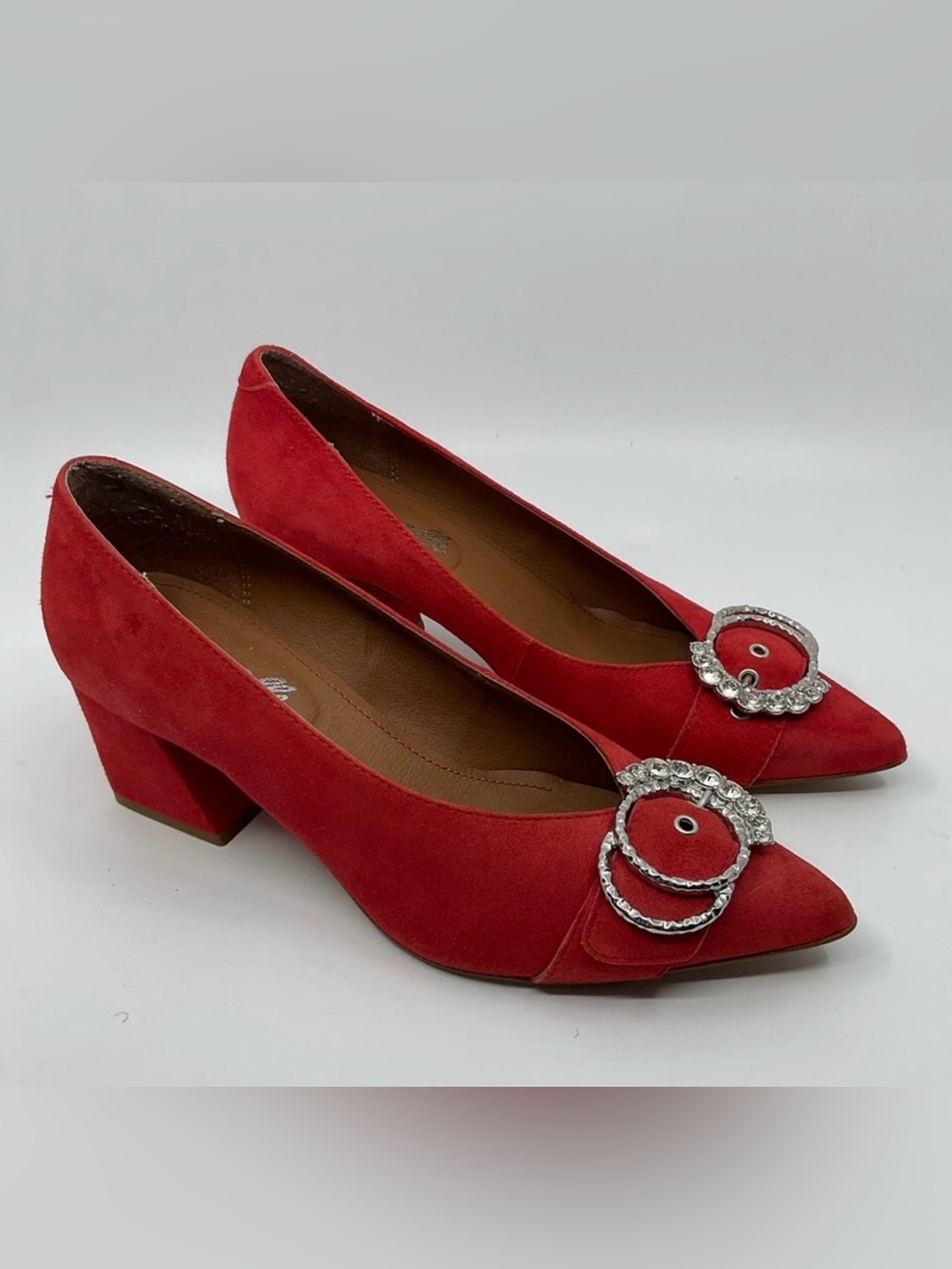 L’intervalle Red Suede Rhinestone Buckle Detail Block Heel Pumps - Picture 7 of 8